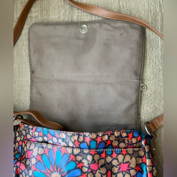 RELIC Vibrant Floral Crossbody Bag - Picture 11 of 16